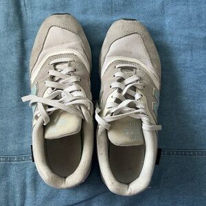 New Balance Off-White Suede Sneakers with Turquoise Accents